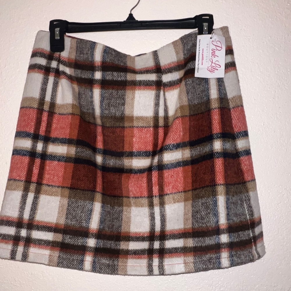 PINK LILY MINI SKIRT